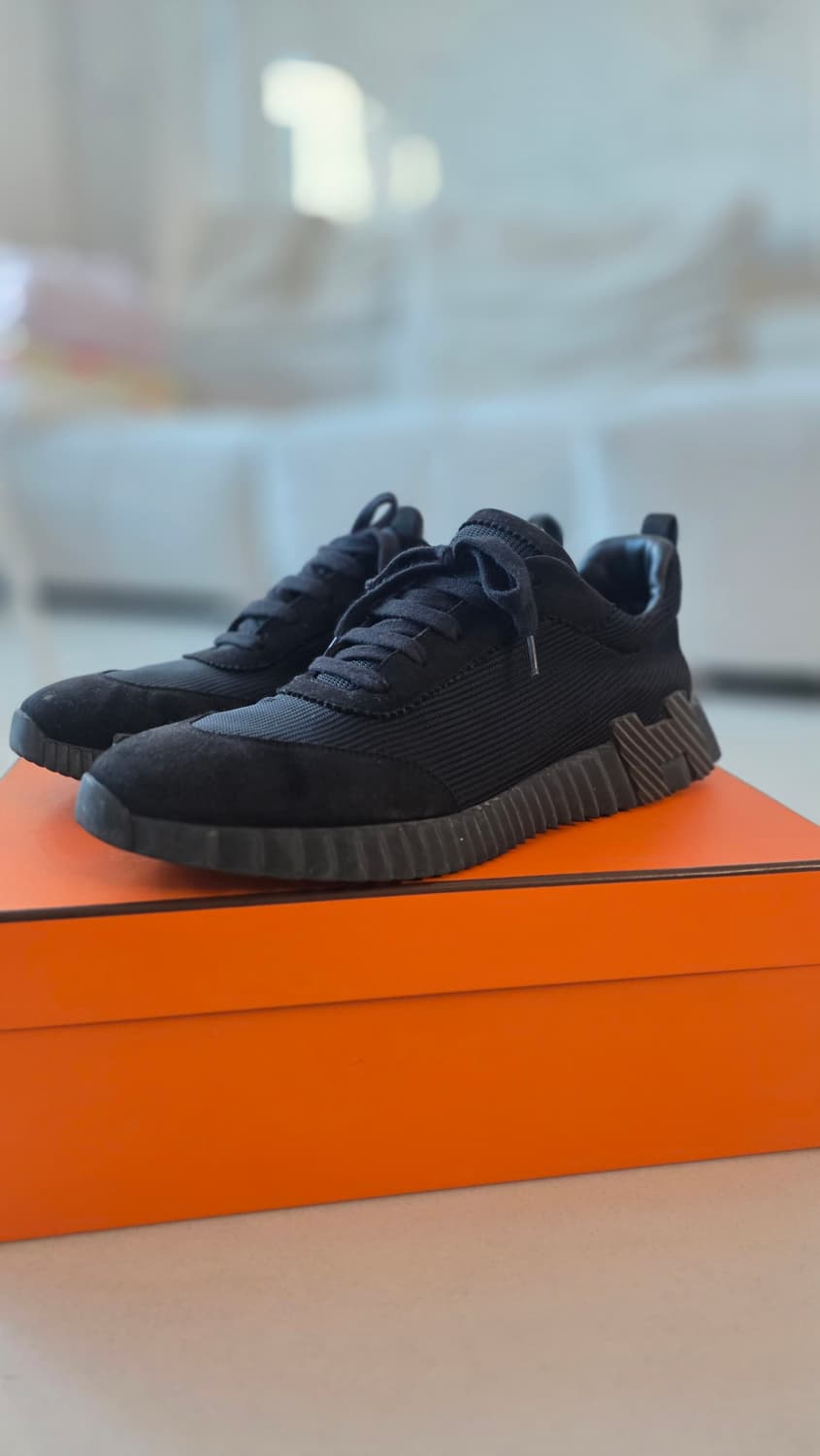 에르메스 바운싱 블랙 43사이즈 판매합니다. 상품이미지1