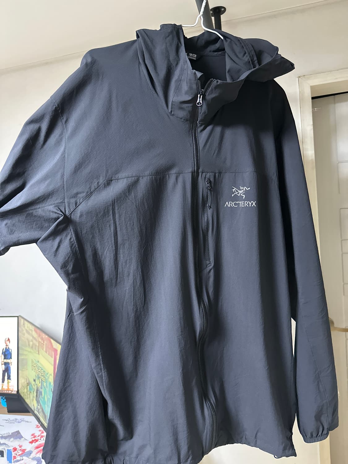 아크테릭스 바람막이 스쿼미시 후디 블랙 사파이어 상품이미지1