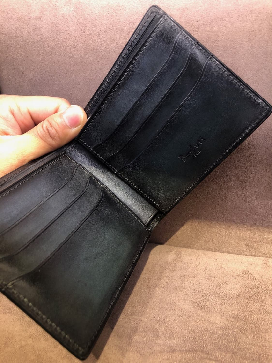 벨루티 엘리게이터 반지갑 상품이미지2