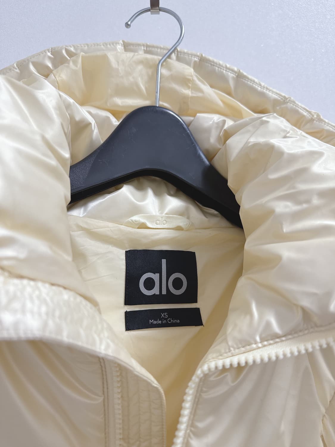 alo 알로 요가 펄라이즈드 프리스틴 퍼프 상품이미지3