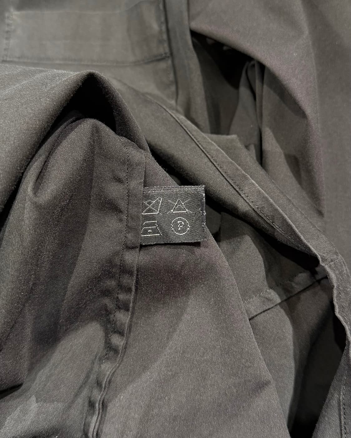 프라다 블랙 클래식 셔츠 상품이미지8