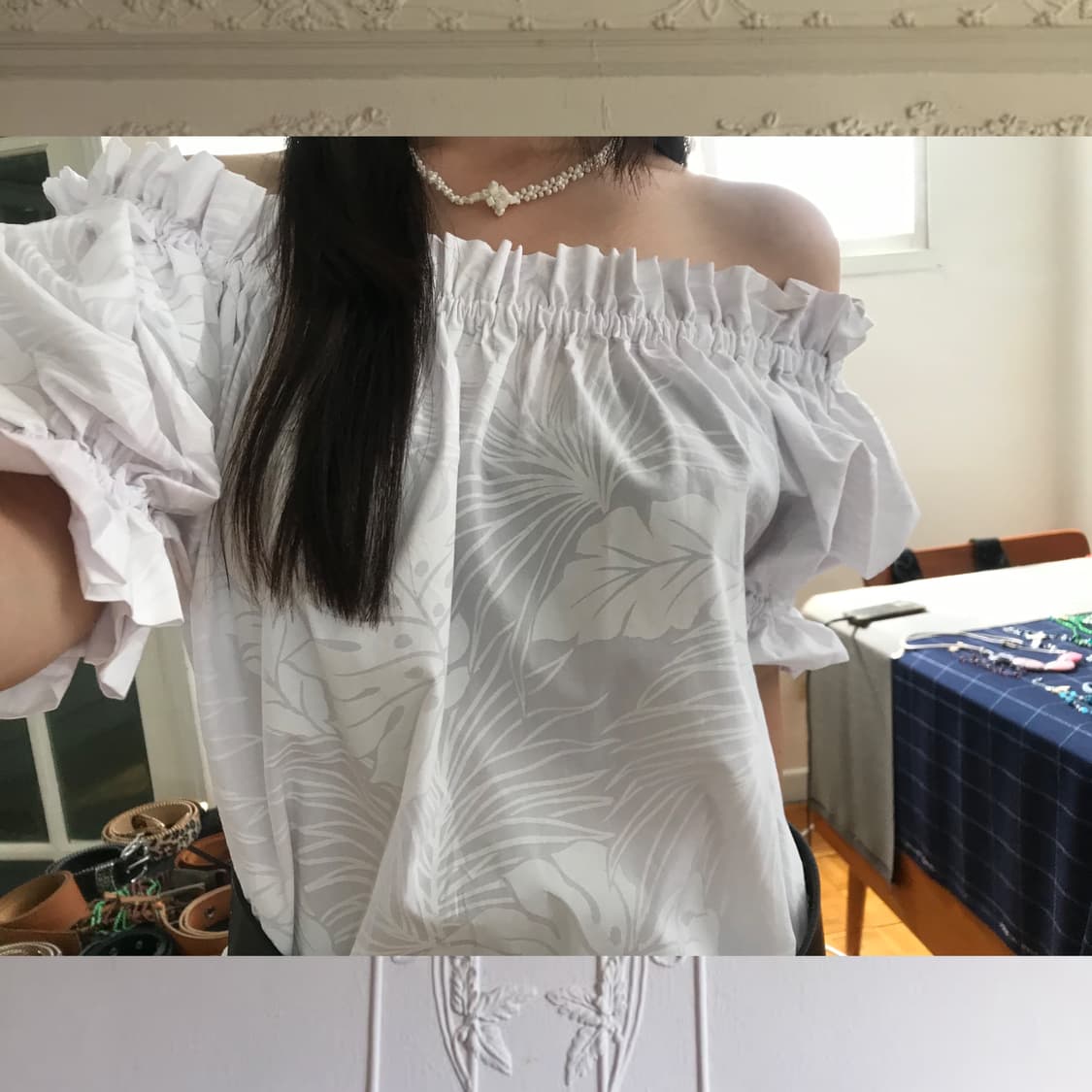 vintage off-shoulder pattern top 상품이미지2