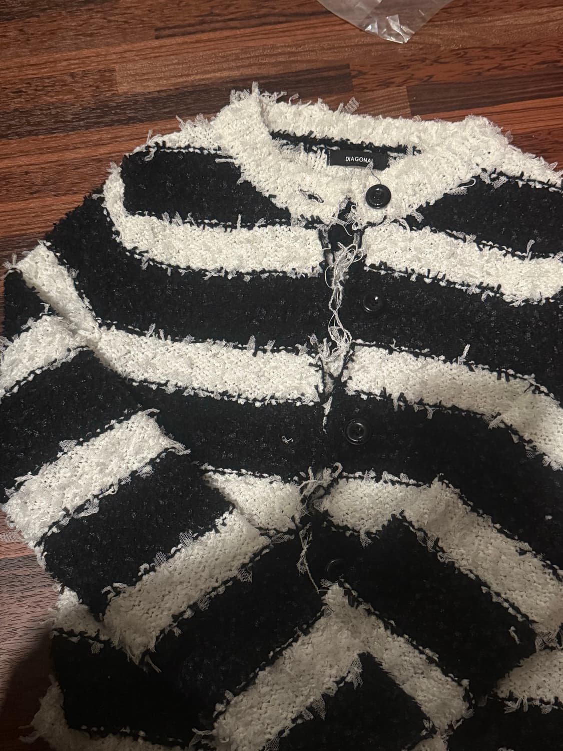 다이애그널 스트라이프 가디건 니트 가디건 단가라 상품이미지7