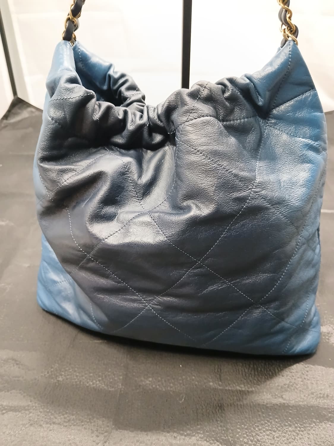 샤넬 22뱩 미디움 AS3261 상품이미지6