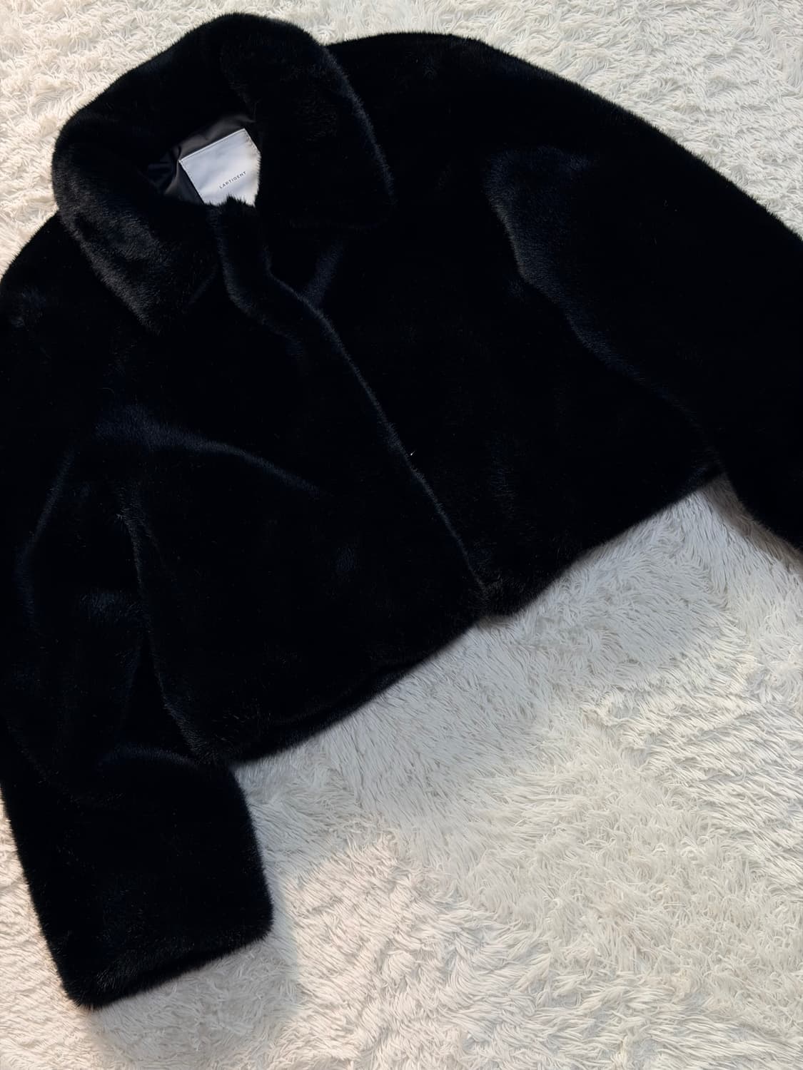 라티젠트 W 숏 퍼 자켓 블랙 M 상품이미지4