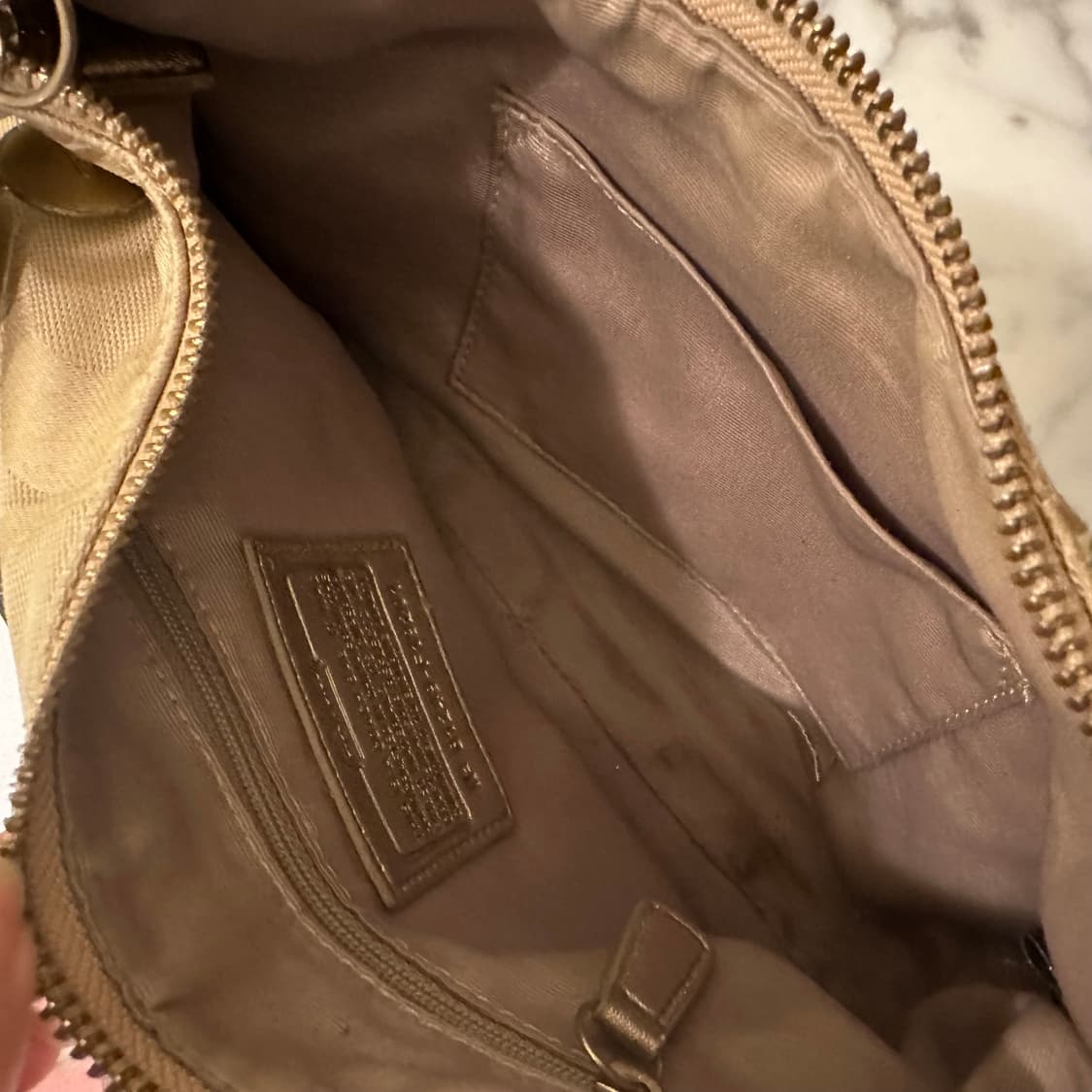 2000s coach monogram shoulder bag코치 숄더백 상품이미지6
