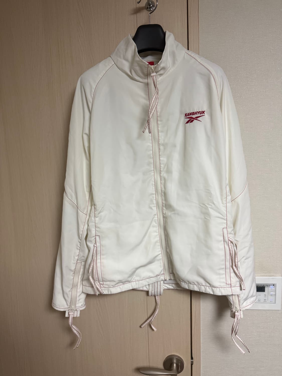 강혁 x 리복 콜라보 트렉 자켓 새상품 상품이미지2