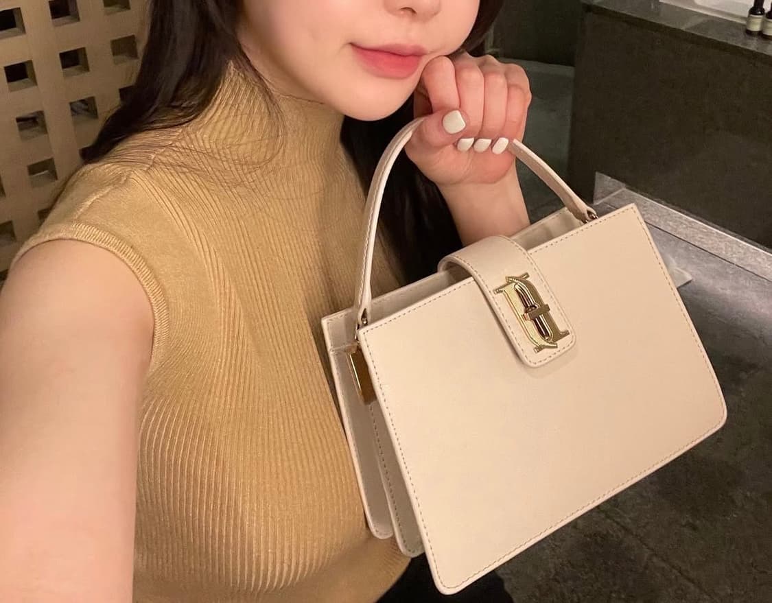 제이에스티나 클래식 토트백 상품이미지1