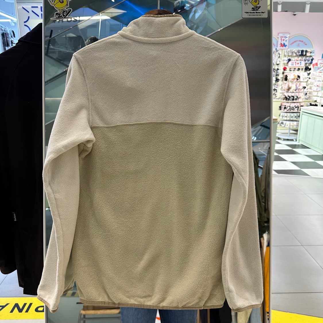 파타고니아 신칠라 스냅티 ’아이보리/베이지‘ 상품이미지8