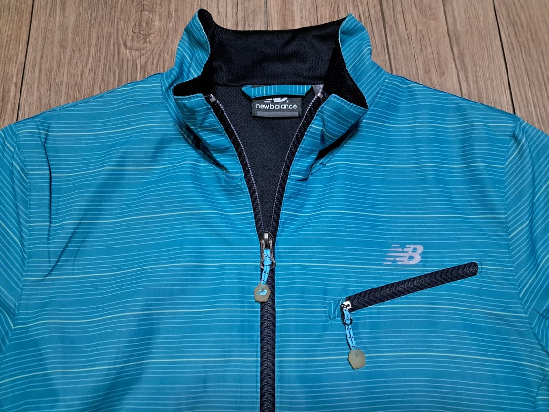 뉴발란스 여성 우븐 자켓 M 상품이미지4