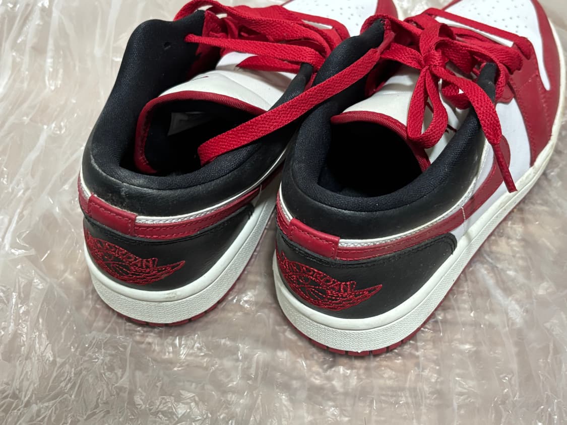 나이키 조던1 로우 레드 240 상품이미지2