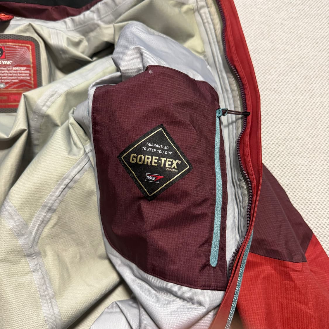 블랙야크 고어텍스 익스트림 피크 바람막이 자켓 상품이미지8