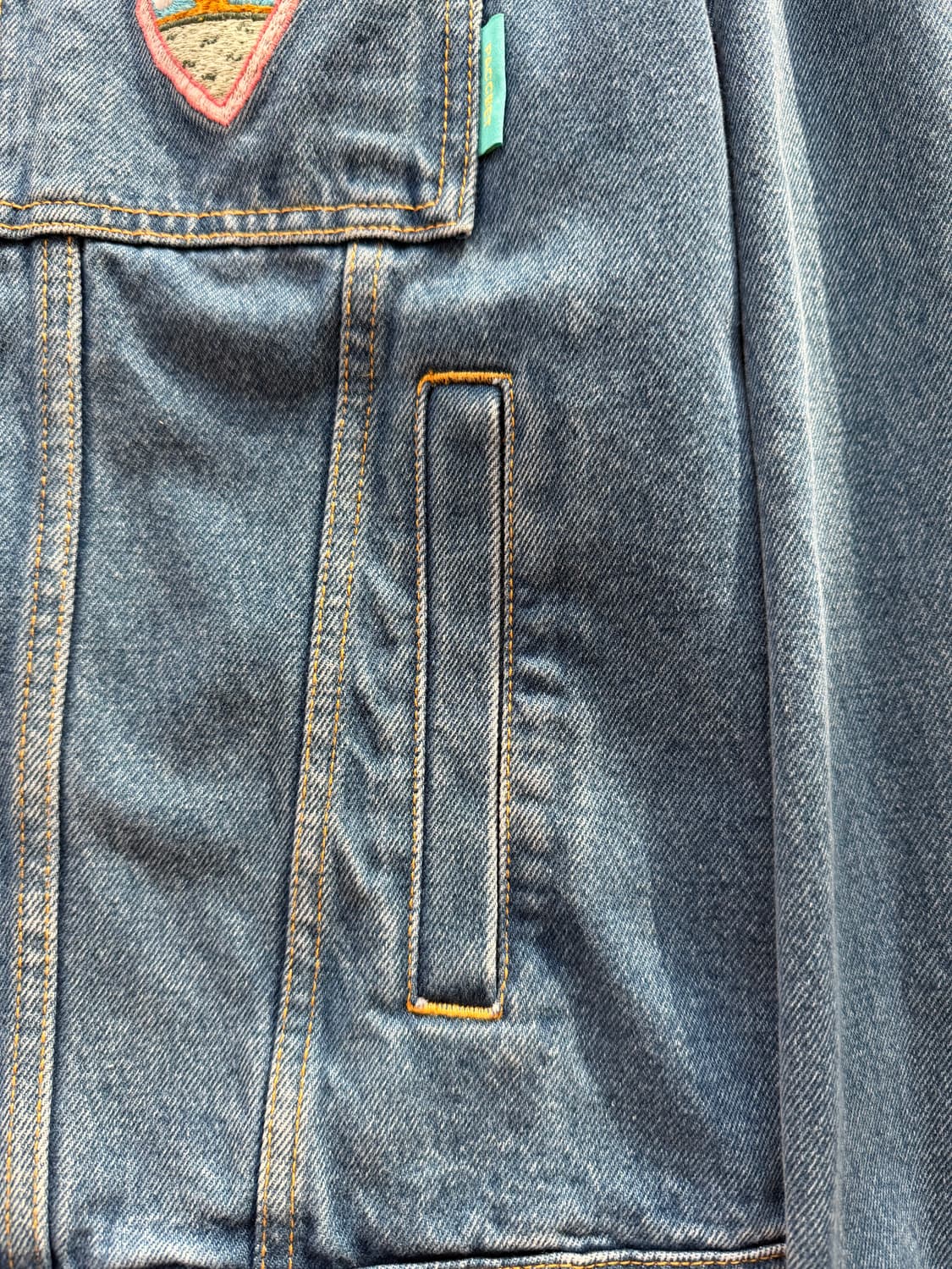 라스벳 고샤루브친스키 자수디테일 데님자켓 made in Italy🇮🇹 상품이미지4