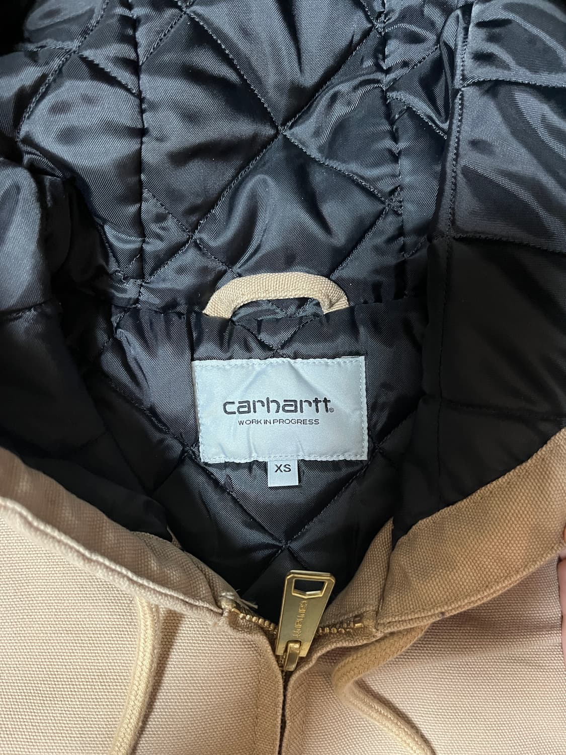 칼하트 엑티브 퀼팅자켓 xs 네고연락주세용 상품이미지3