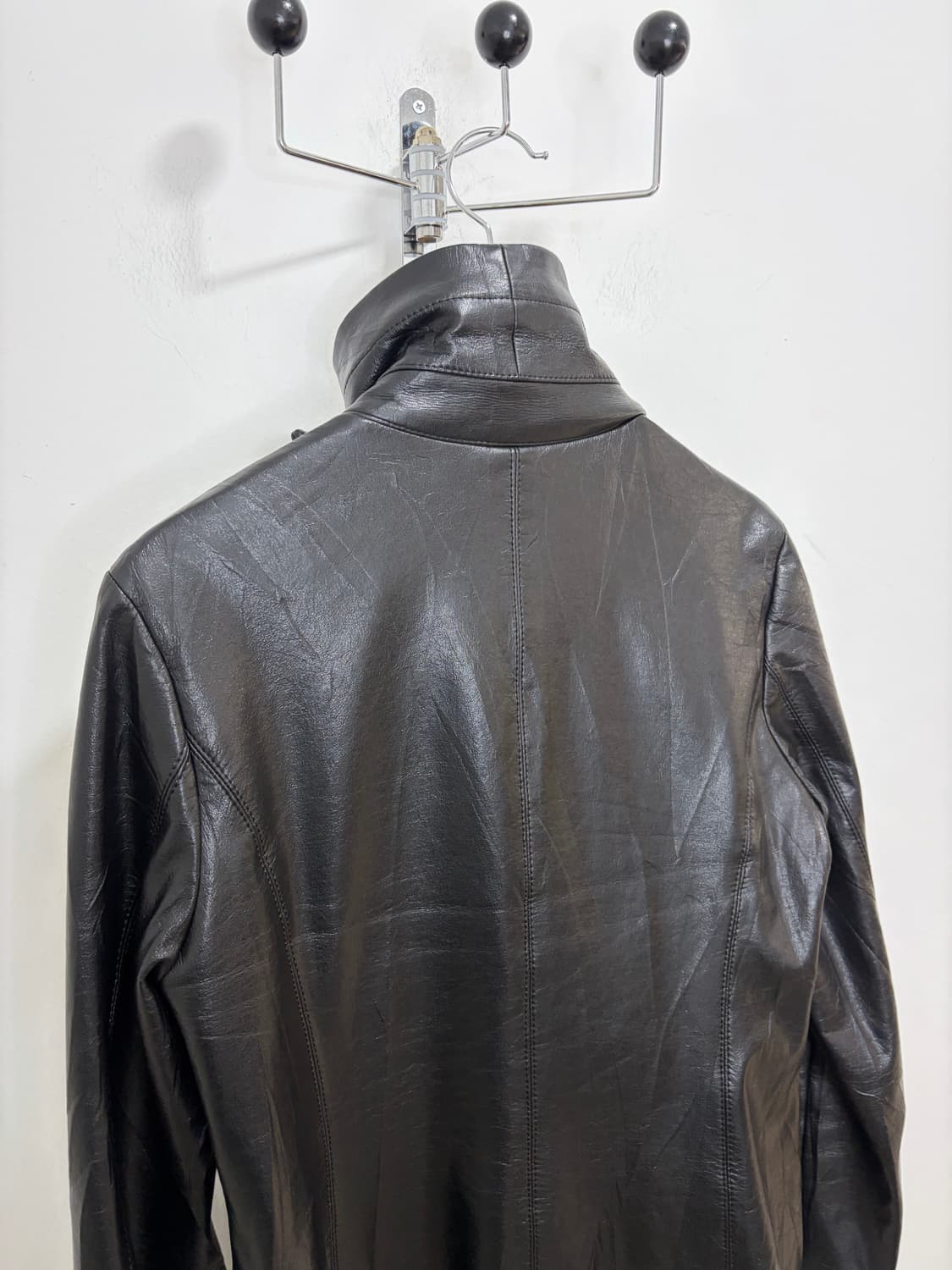 MICHEL KLEIN 사선 하이넥 페이크 레더 자켓 상품이미지9