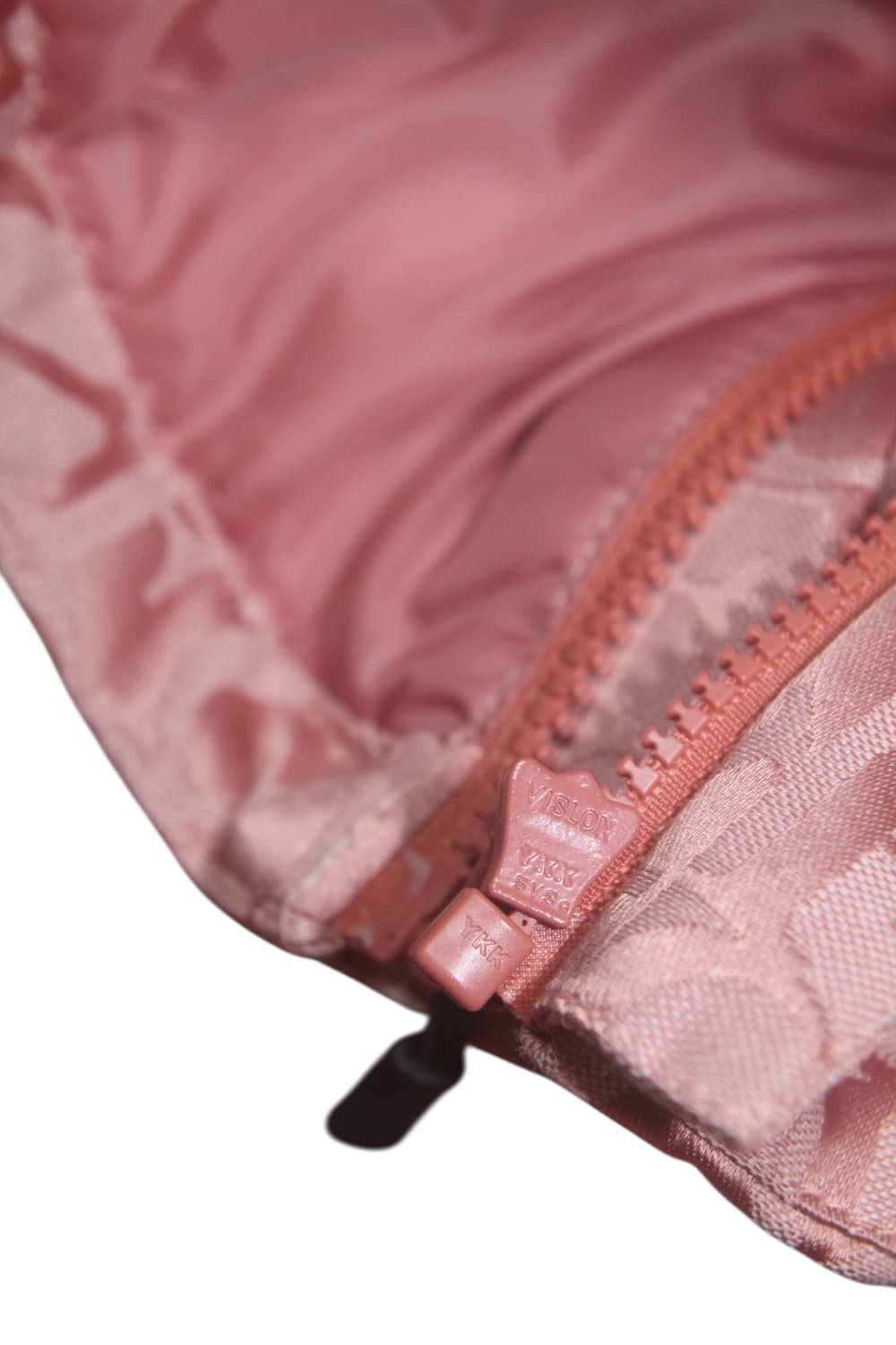 슈프림 17FW fvck 자카드 다은 푸퍼 패딩 M 상품이미지6