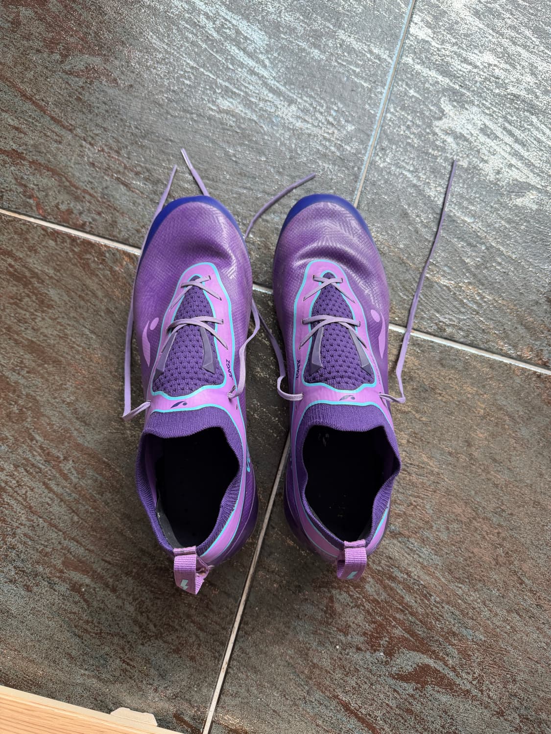 린가드 콘케이브 시그니처 축구화 황금사이즈 260~265 상품이미지2