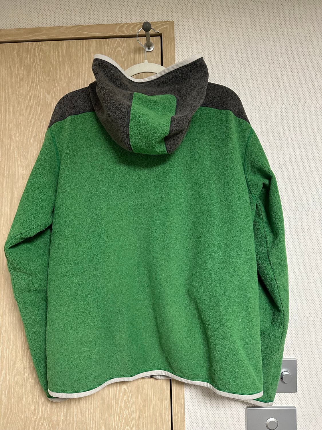 [희귀매물] 파타고니아 후리스 후드 집업 그린 상품이미지2