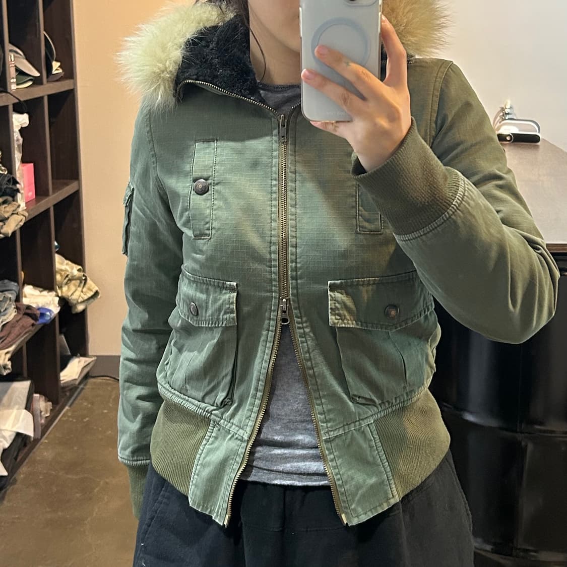 알파인더스트리 후드 크롭점퍼 상품이미지7