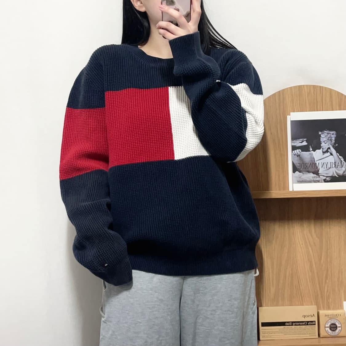 [정품] 타미 네이비 빅로고 라운드 니트 [ L ] 상품이미지1