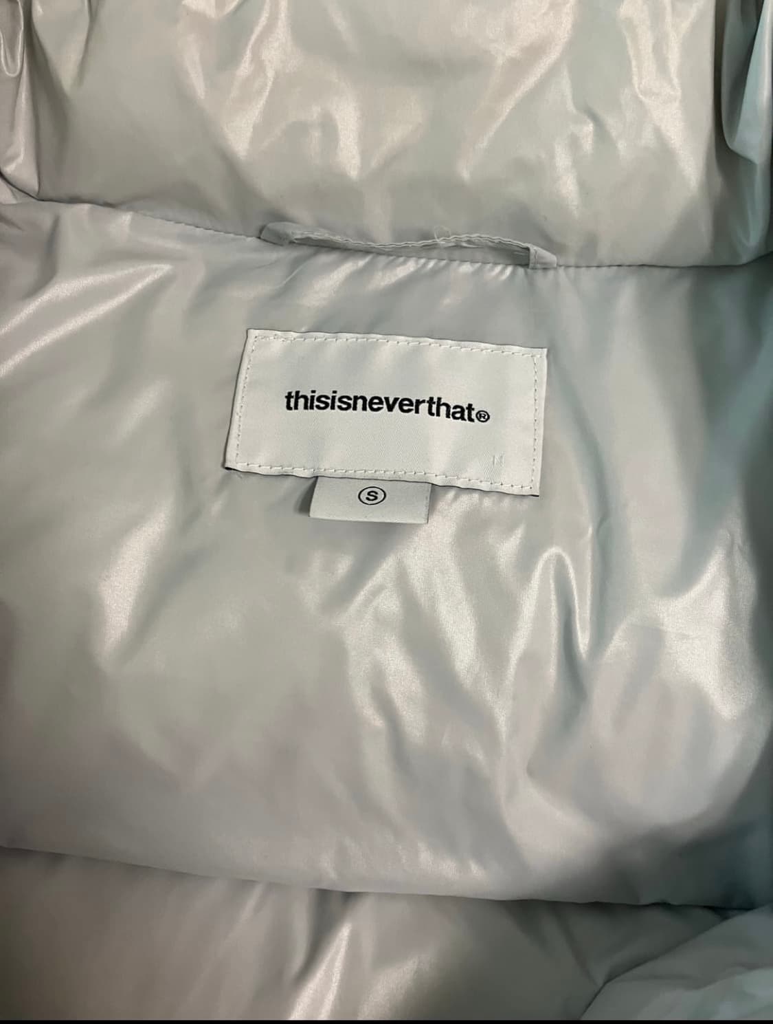 디스이즈네버댓 pertex 라이트 그레이 패딩 S 상품이미지3