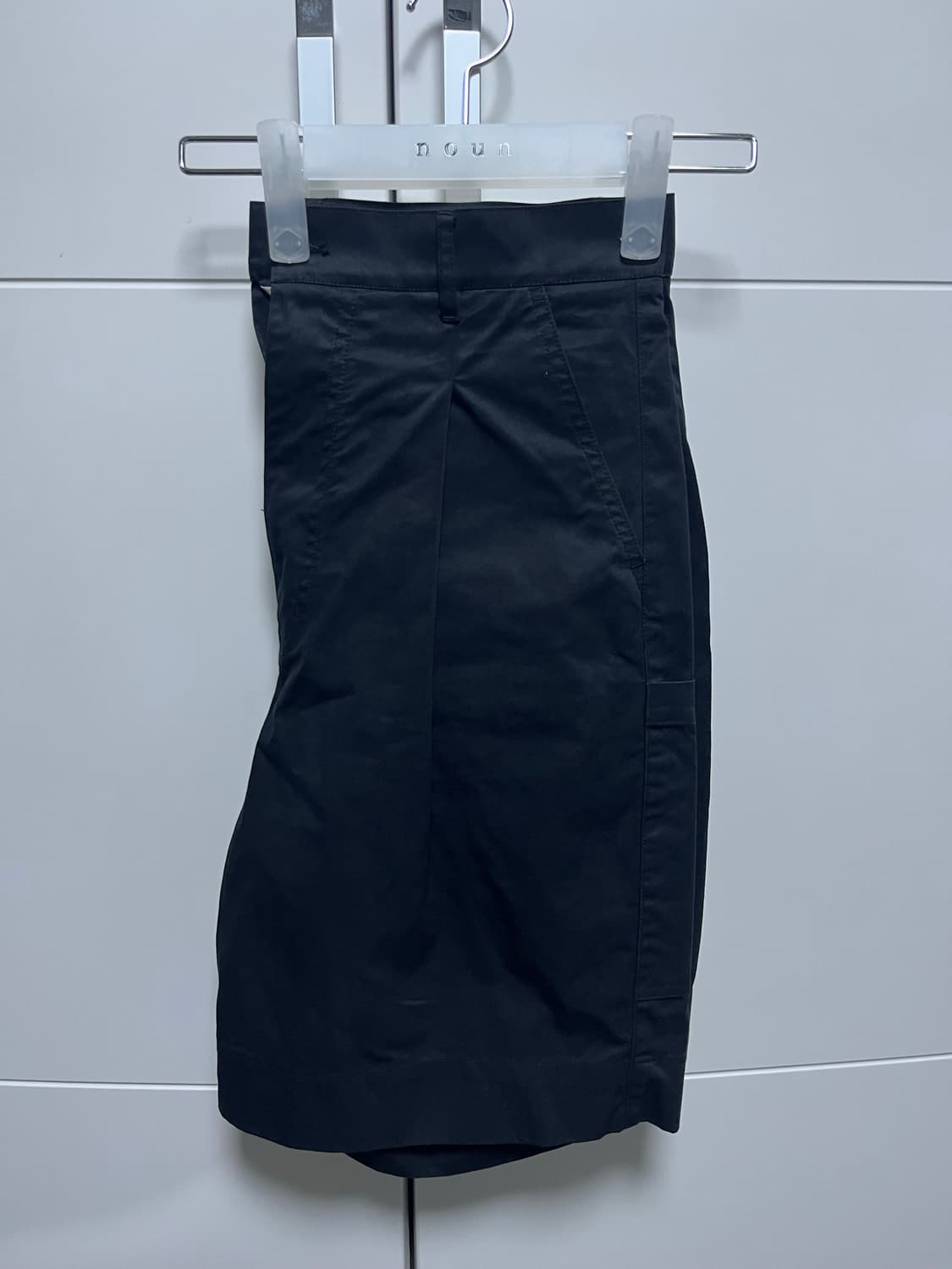 one tuck bermuda short pants black (m) 상품이미지8