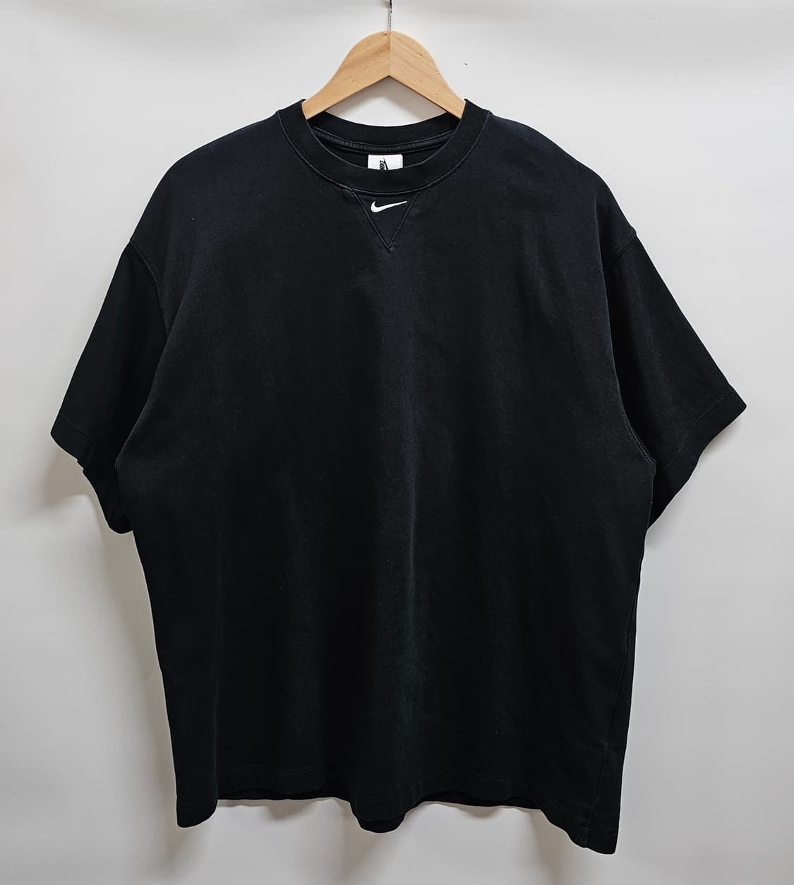나이키 솔로스우시 반팔티셔츠 L 상품이미지1