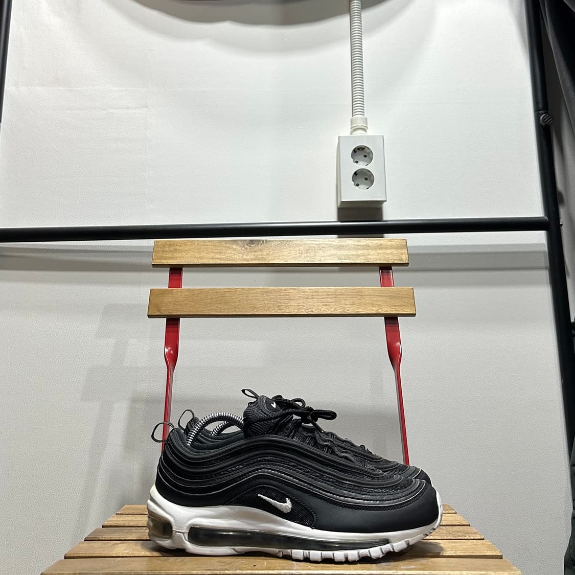 250) 나이키 운동화 남녀공용 신발 에어맥스 97 블랙 상품이미지1