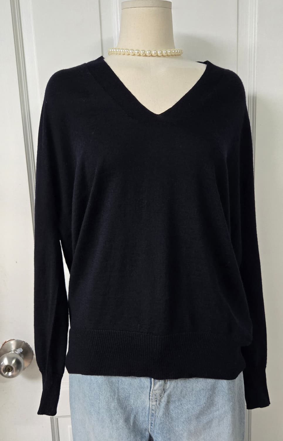 😍무배)👕새상품)코스 cos 브이넥니트 상품이미지2