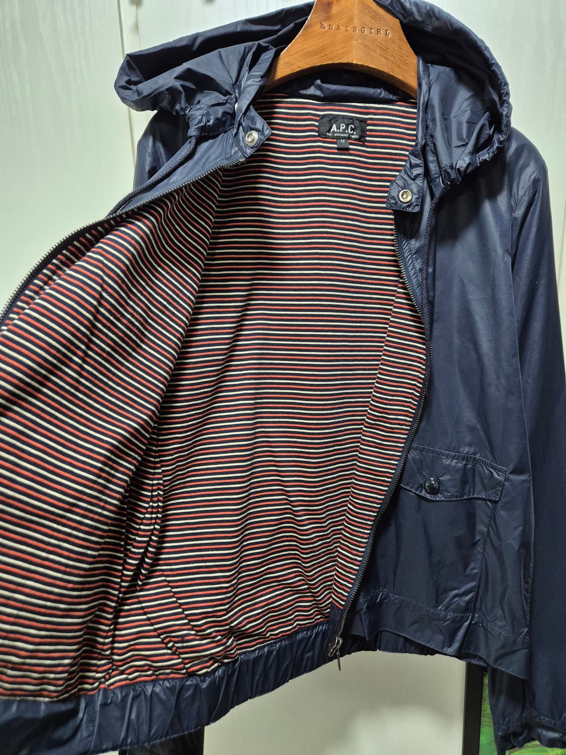 (타임세일)A.P.C. 네이비 후드 바람막이 상품이미지6