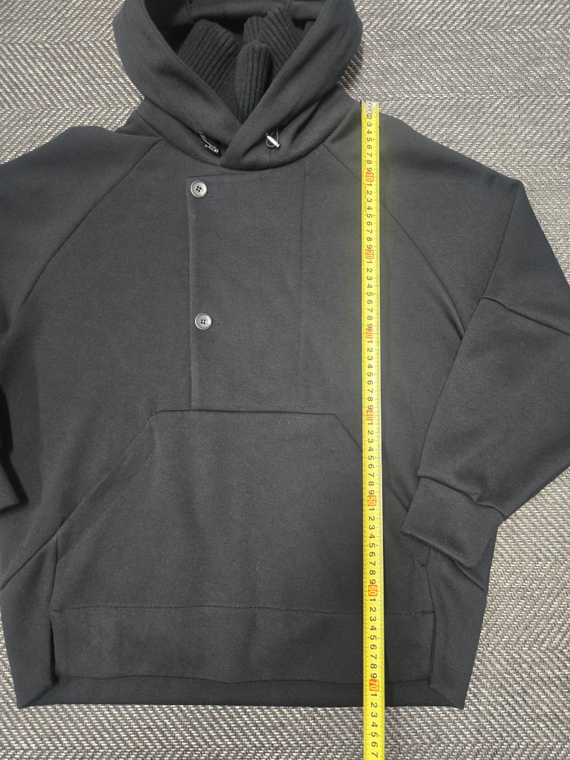 한섬 시스템옴므 블랙 후드티 단추 디테일 상품이미지7