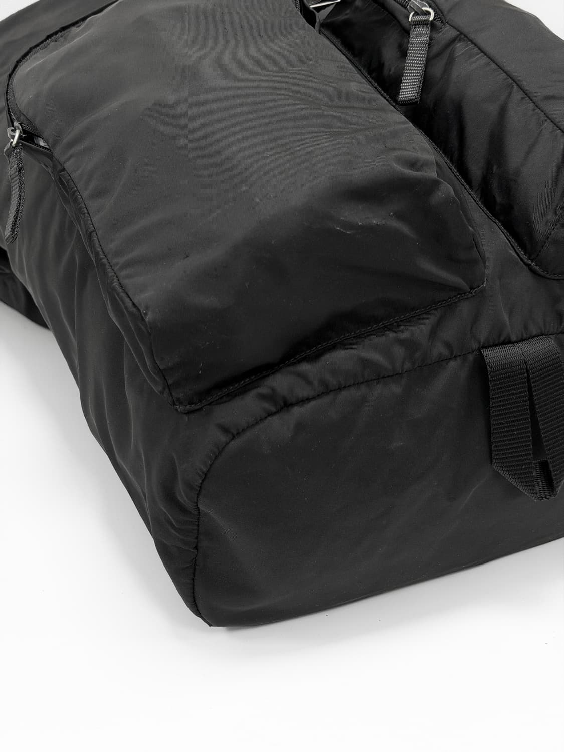 프라다 V136 나일론 멀티포켓 백팩 상품이미지7