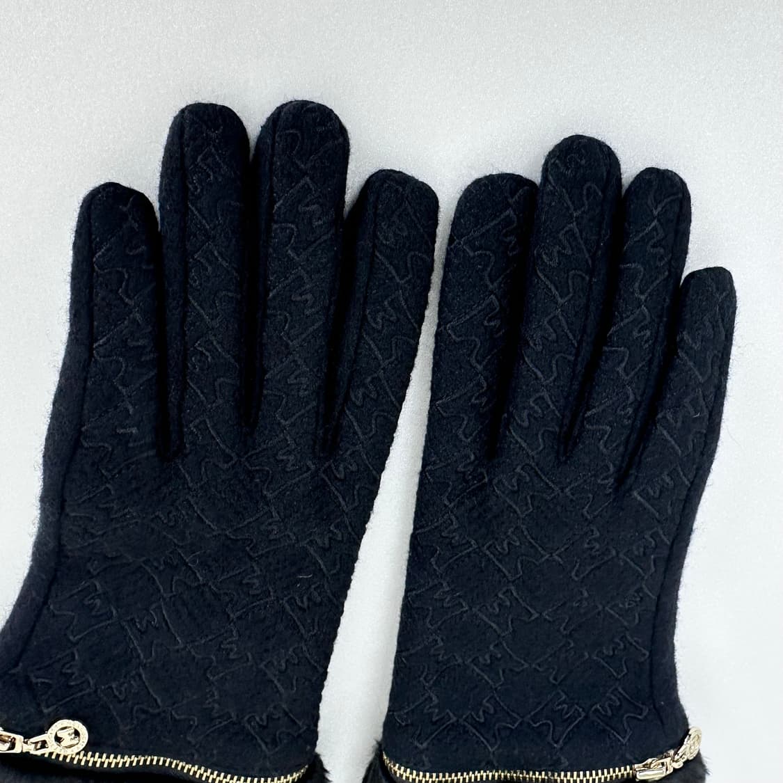 METROCITY 메트로시티 시그니처 패턴 여성 털장갑 (스마트폰터치) 상품이미지2