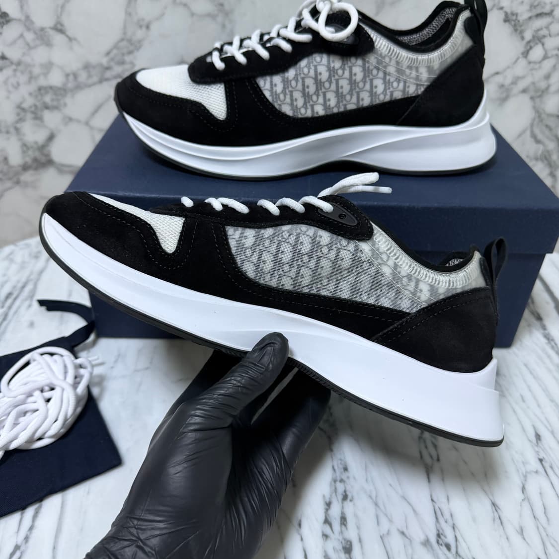 (41) 디올 오블리크 b25 러너 스니커즈   상품이미지4