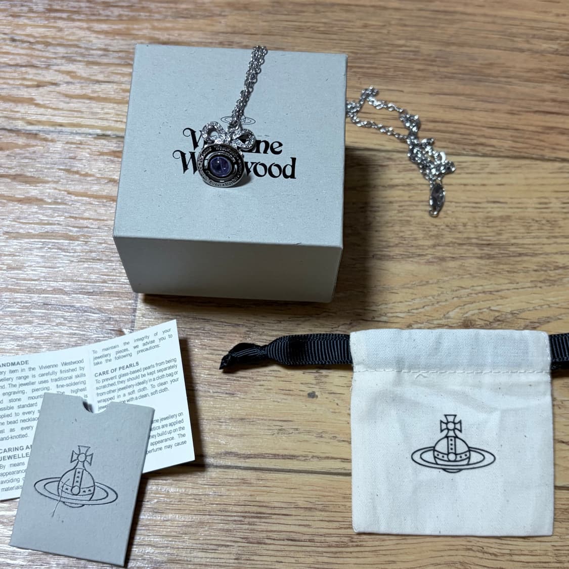 비비안웨스트우드 옥타비아 리본 오알비 목걸이 바이올렛  상품이미지6