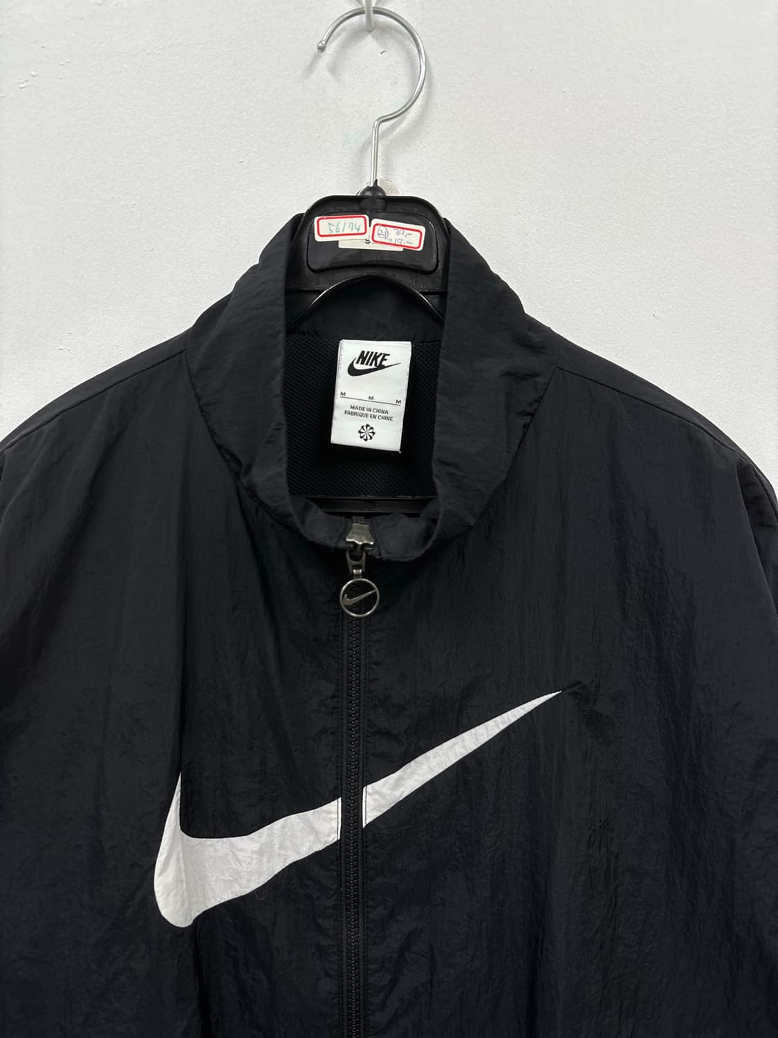 나이키 빅로고 우먼 오버핏 바람막이 상품이미지2