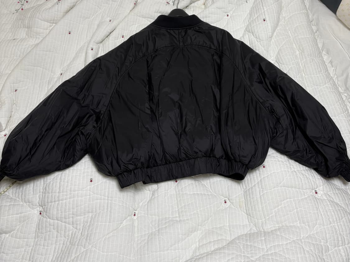 자라 가오리핏 블랙 크롭 패딩 상품이미지2