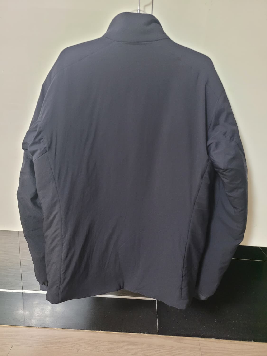 아크테릭스 아톰ar 자켓 블랙 M사이즈 상품이미지2