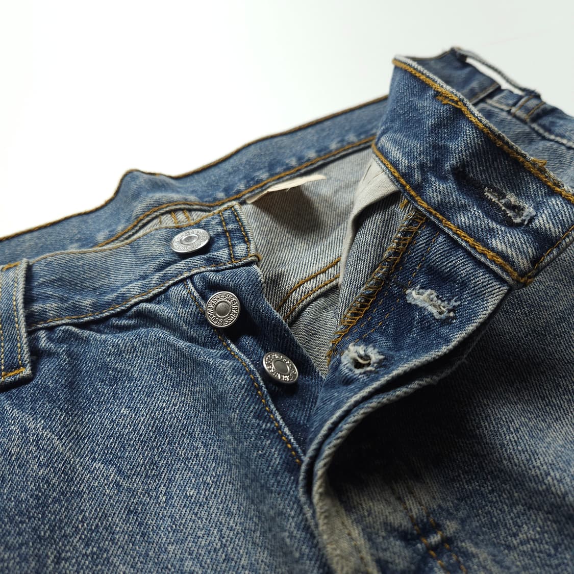 리바이스 501 버튼 플라이 워싱 데님 레귤러 팬츠 (L) 상품이미지6