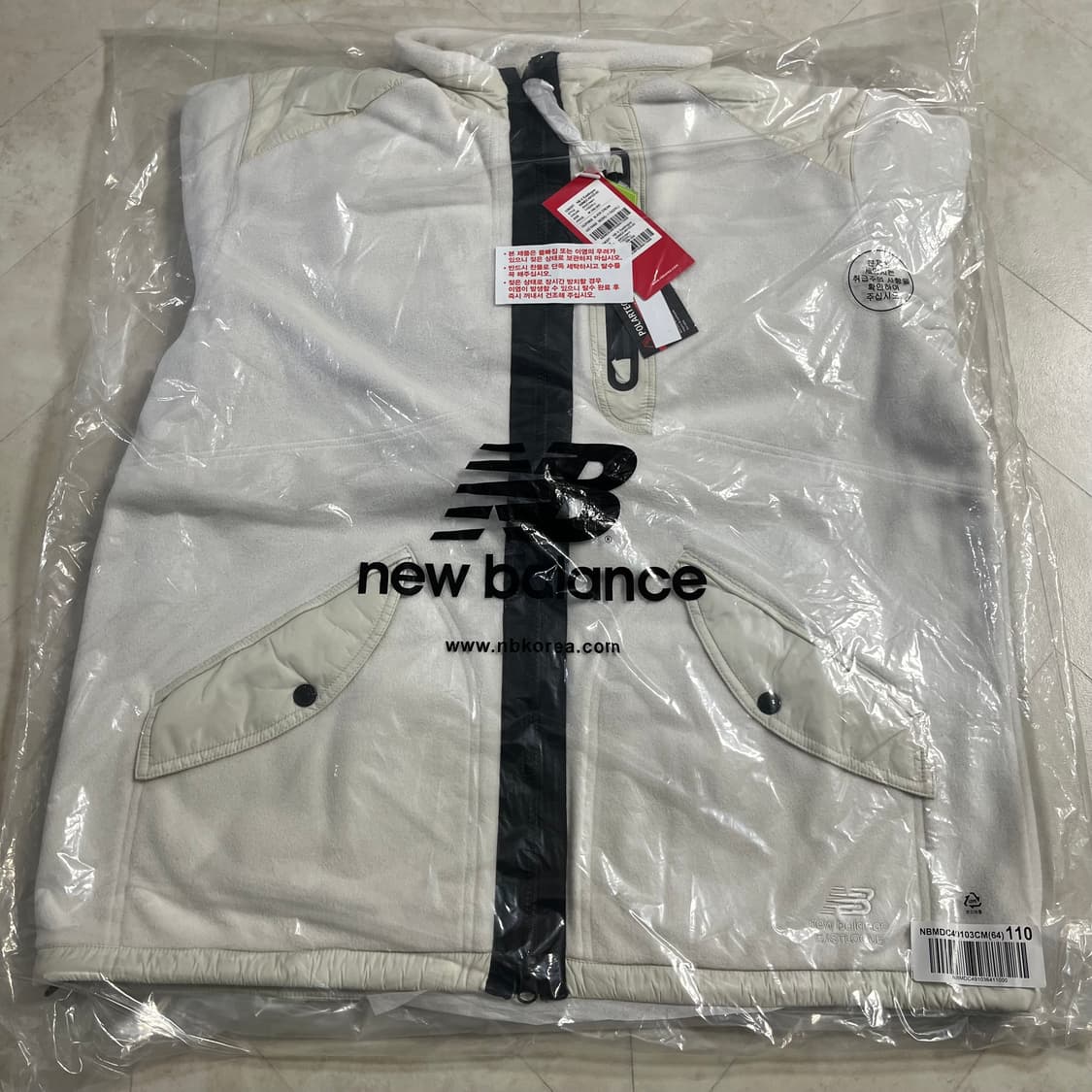 새상품(XXL)이스트로그x뉴발란스 후리스 자켓 크림 상품이미지7