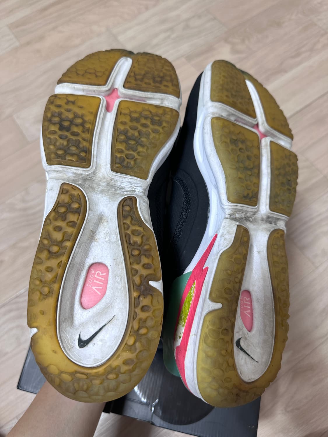 [285]나이키 x 리카르도 티시 에어줌 레전드 상품이미지6