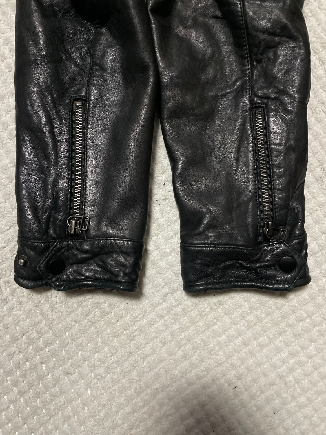 웨스턴 무드 이테리 램스킨 양가죽 절개 포켓 레더 자켓 상품이미지6