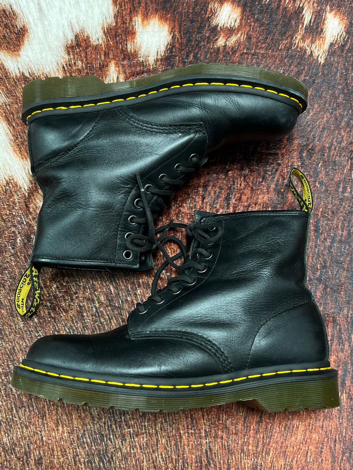 [260] 닥터마틴 1460 나파 8홀 워커 블랙 상품이미지2