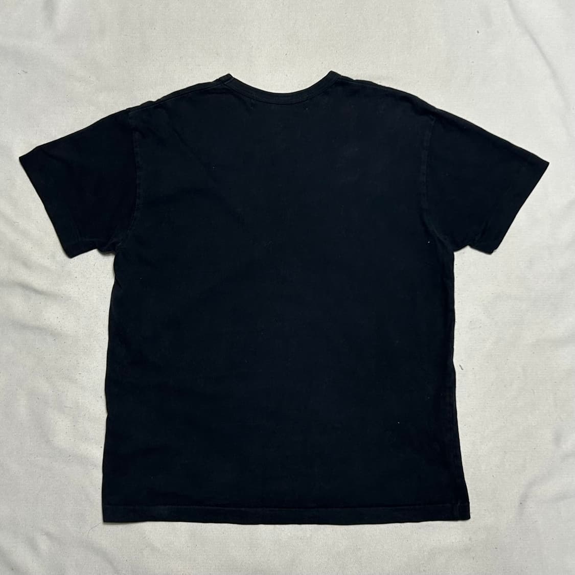 XL 꼼데가르송 레드와펜 블랙 반팔티 상품이미지3