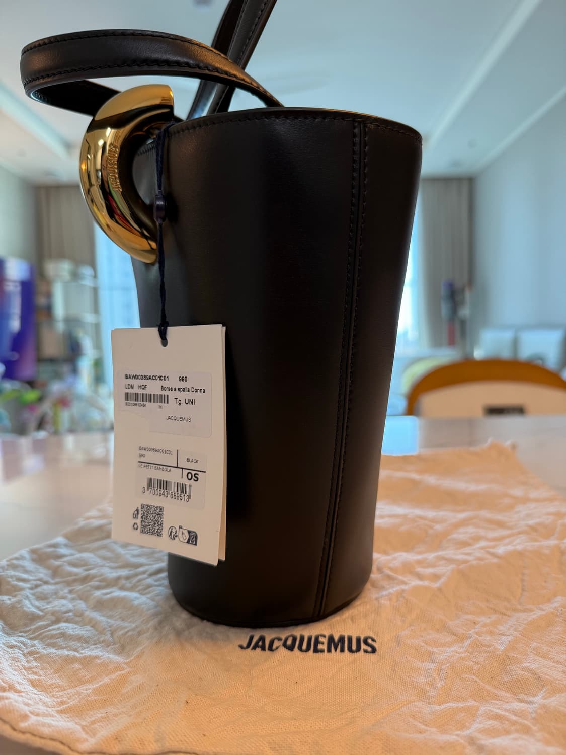 (새상품)자크뮈스 밤볼라 버킷백  상품이미지4