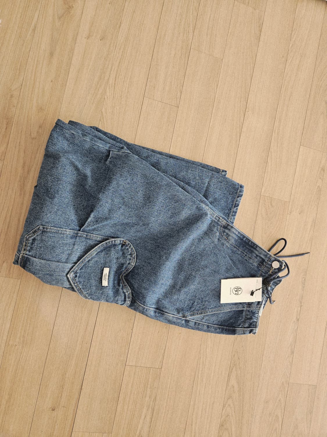 [새상품] 론론 하트 포켓 카고 데님 팬츠 상품이미지6