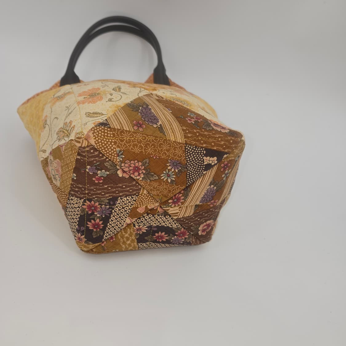 패치워크 플라워 토트백 브라운 톤 상품이미지3
