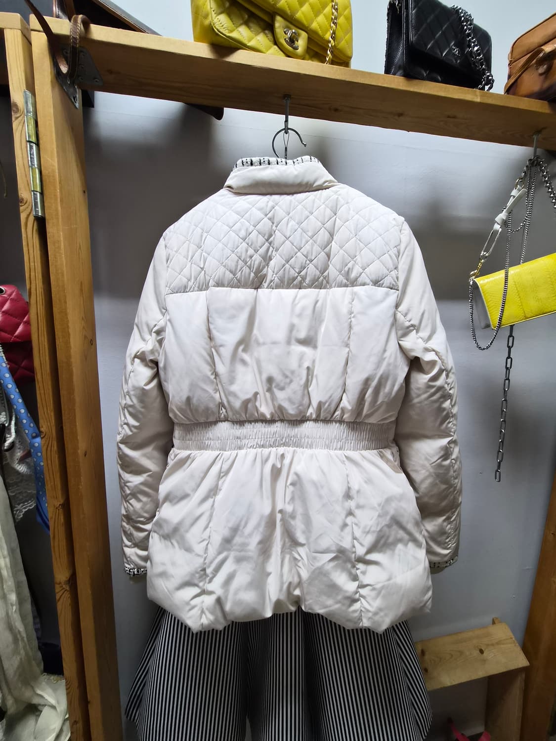 레노마 트위드트리밍 구스숏패딩 상품이미지7