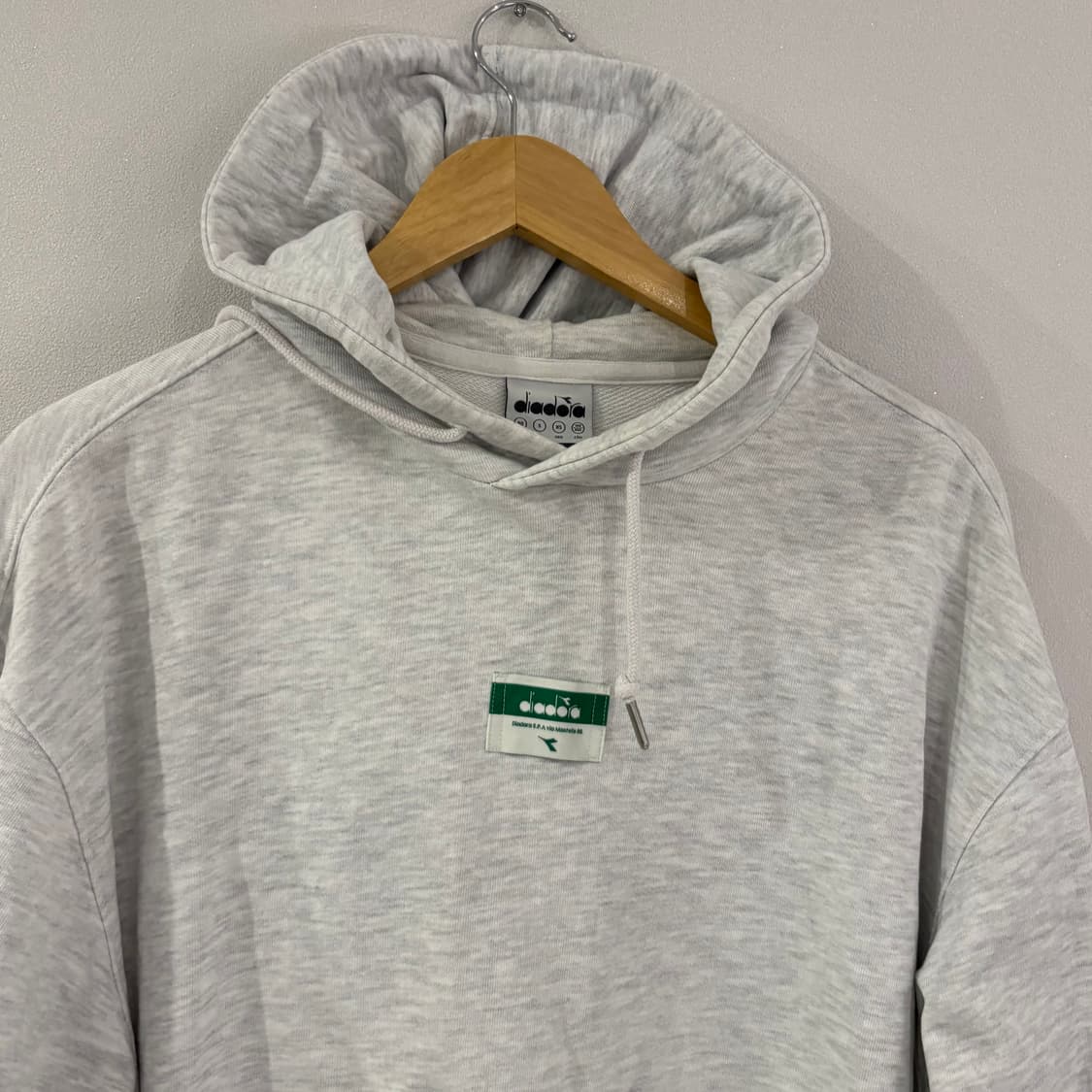 디아도라 후드티 라이트 그레이 90 상품이미지2