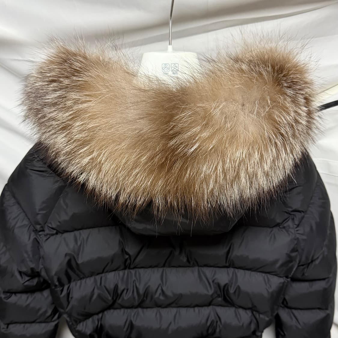 [S+급/1] 몽클레어 클리온 여성패딩 블랙 폭스퍼 풀구성 상품이미지5